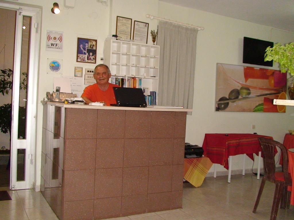 Poros House Hotel Esterno foto