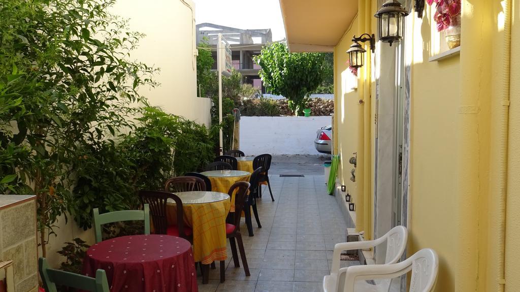 Poros House Hotel Esterno foto
