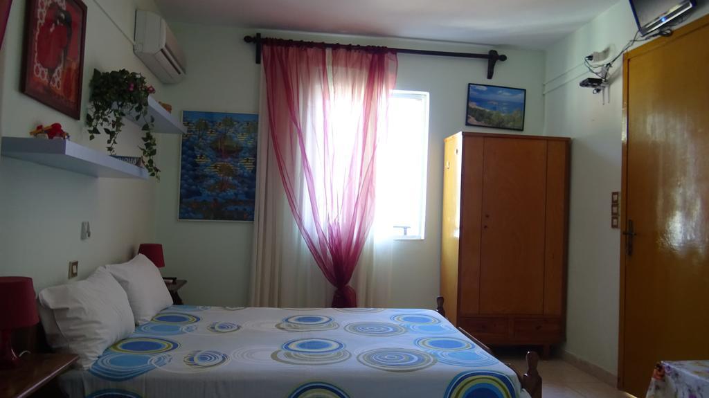 Poros House Hotel Esterno foto
