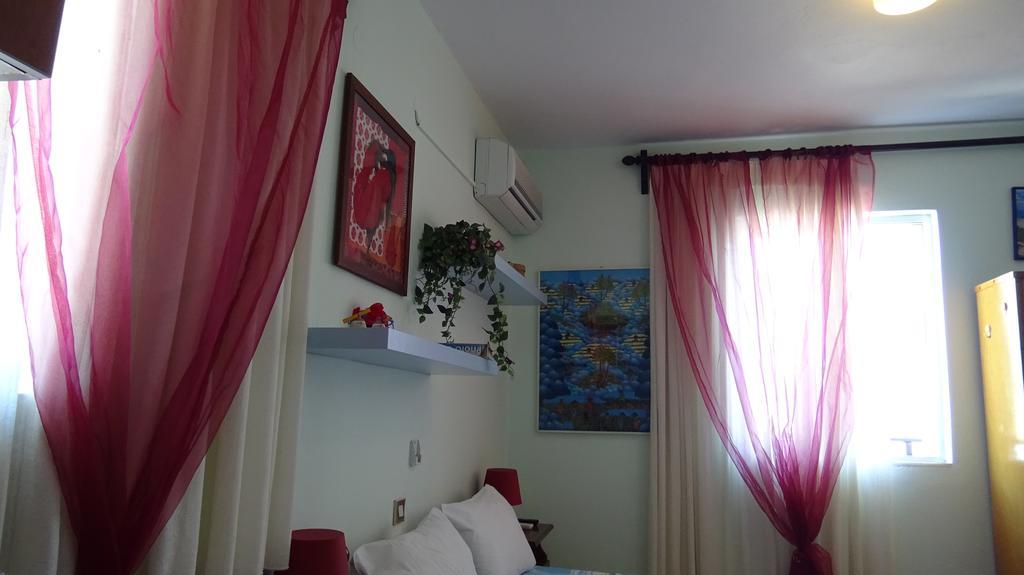 Poros House Hotel Esterno foto