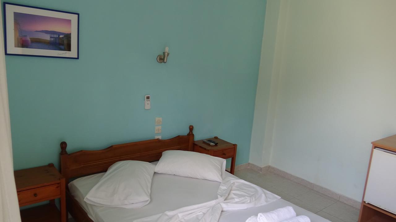 Poros House Hotel Esterno foto
